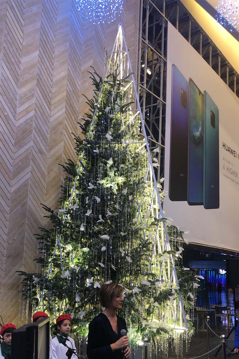 Christmas-Tree-Decoration-kristieslab-experiences-feature